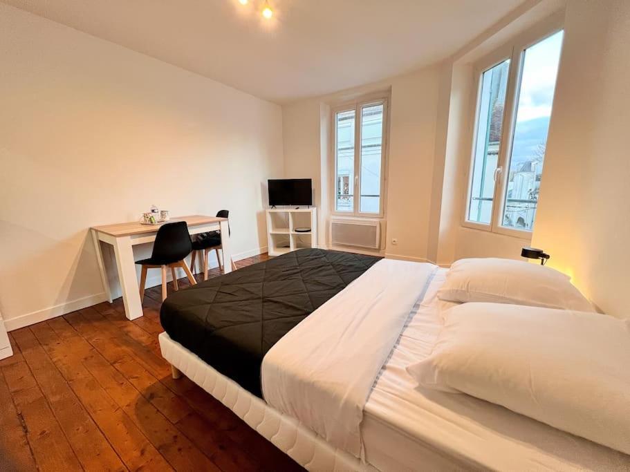 Appartement Maciet 2- Centre Ville Meaux-Gare-Disney Eksteriør bilde